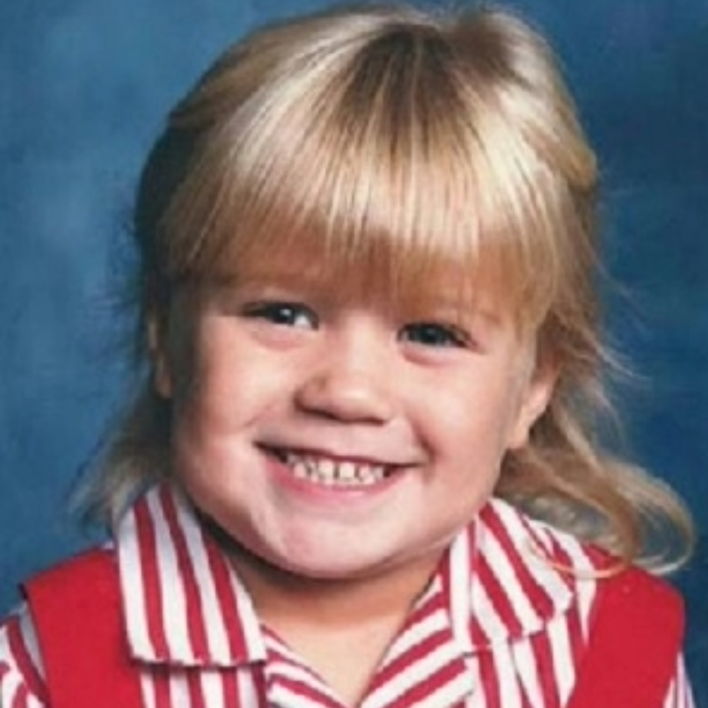 Kelly Clarkson Childhood Photo