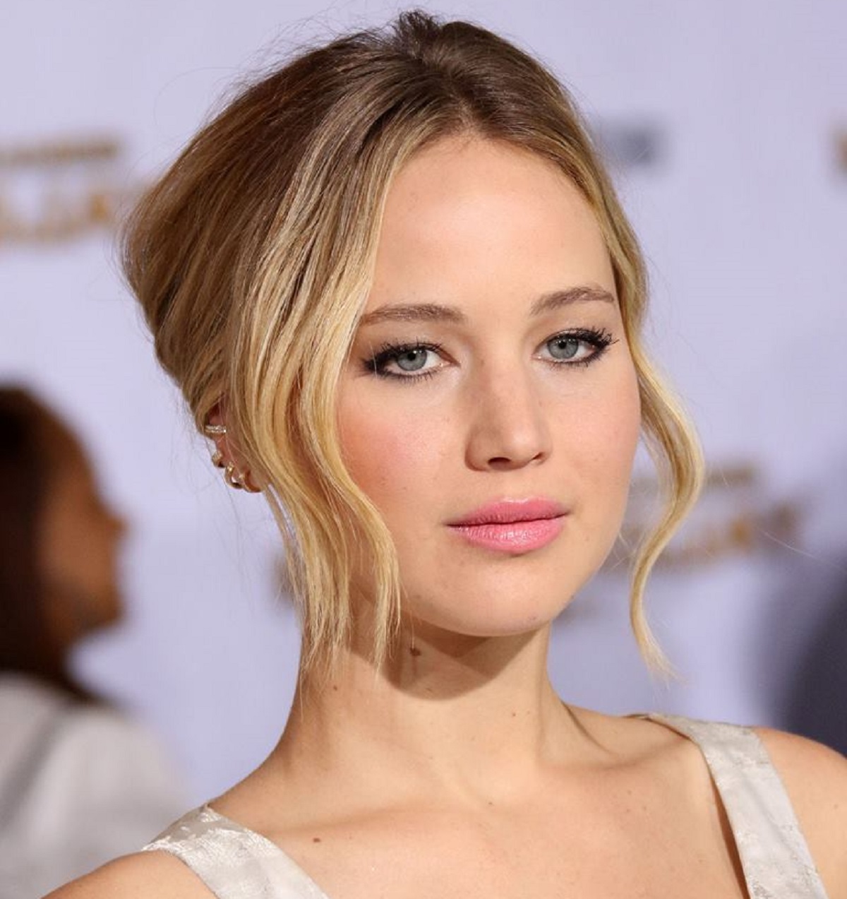 Here are 5 Great Reasons to Love Jennifer Lawrence . . .